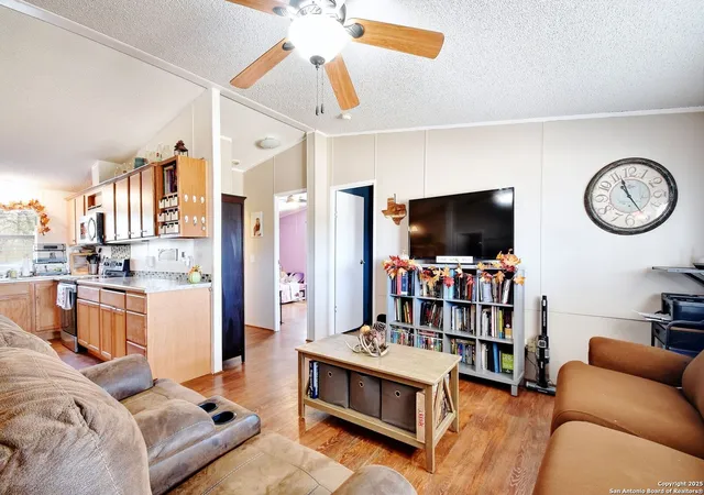 5th image of 436 Old Colony, Seguin, TX 78155 | MLS# 1919819
