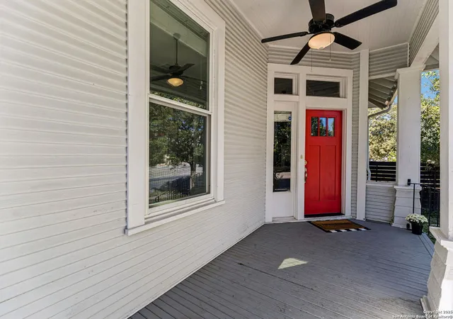 Photo 3 of Single family home for sale at 2007 S Presa St, San Antonio, TX 78210 | MLS# 1919837 | Listing updated on 2026-01-29