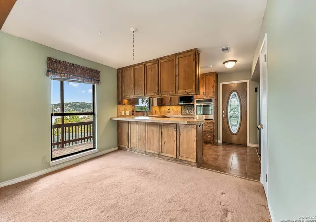 Photo 2 of Sale Pending at 642 Lakebreeze, Canyon Lake, TX 78133 | MLS# 1919869 | Listing updated on 2026-03-26