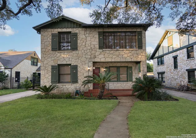 2nd image of 217 E Rosewood, San Antonio, TX 78212 | MLS# 1919874