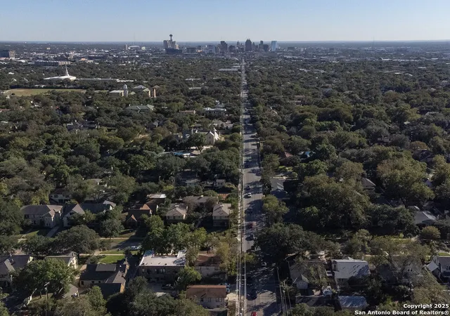 48th image of 217 E Rosewood, San Antonio, TX 78212 | MLS# 1919874