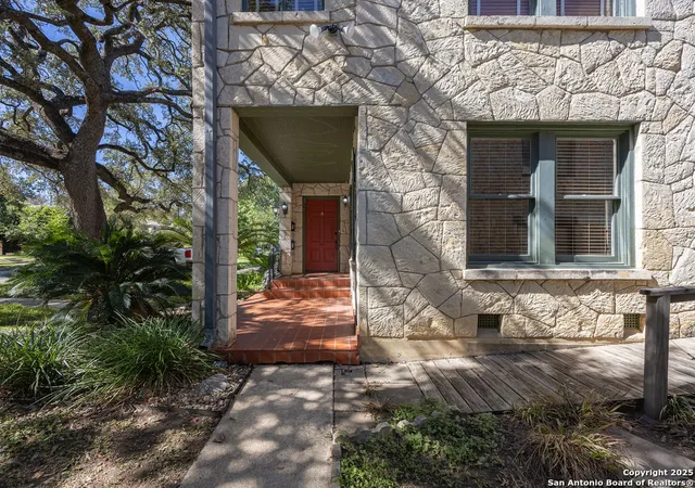 5th image of 217 E Rosewood, San Antonio, TX 78212 | MLS# 1919874