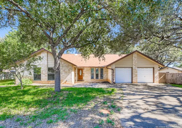 Photo 2 of Sale Pending at 14218 Woodlark, San Antonio, TX 78231 | MLS# 1919880 | Listing updated on 2025-11-25