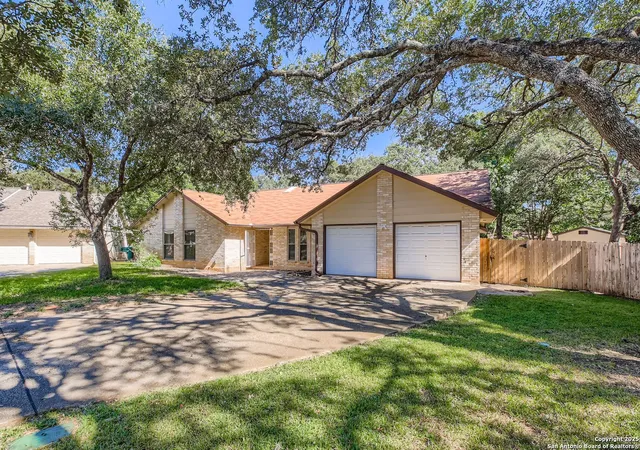 Photo 3 of Sale Pending at 14218 Woodlark, San Antonio, TX 78231 | MLS# 1919880 | Listing updated on 2025-11-25