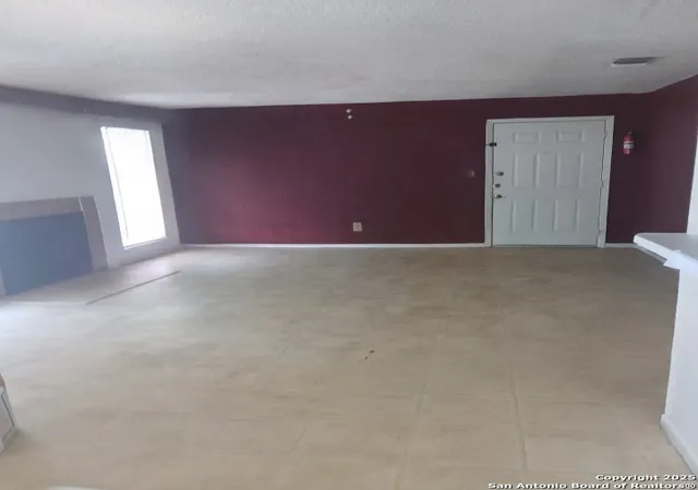 Photo 4 of House for sale at 7509 Windsor Oaks, San Antonio, TX 78239 | MLS# 1919881 | Listing updated on 2026-01-08