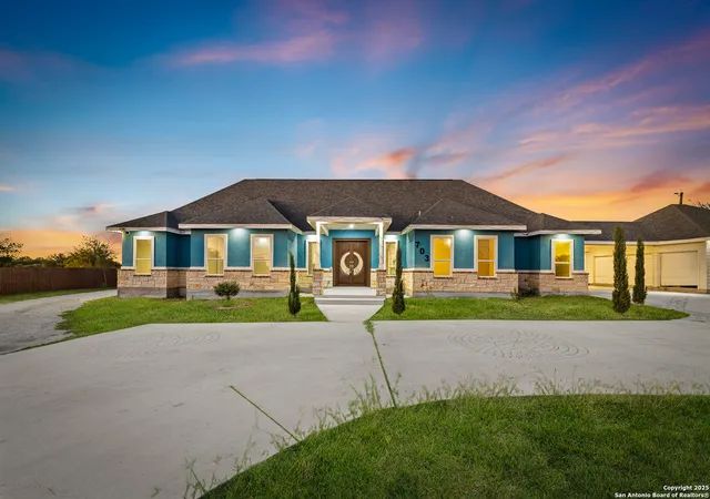 Photo 1 of Sale Pending at 703 W Petaluma Blvd, San Antonio, TX 78221 | MLS# 1919890 | Listing updated on 2025-12-16
