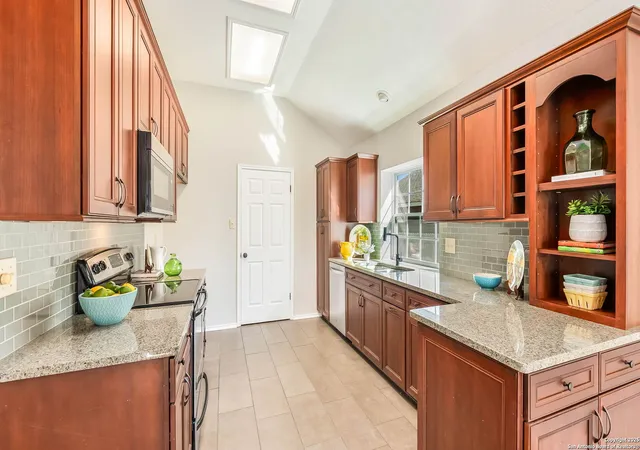 2nd image of 11007 Forest Breeze, Live Oak, TX 78233 | MLS# 1919954