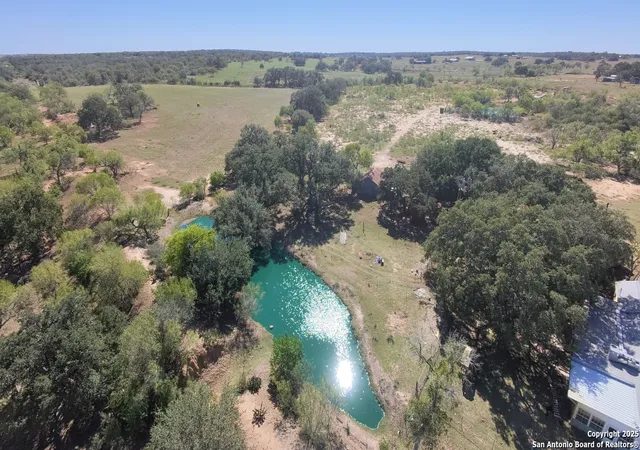 2nd image of 5750 Smith Rd, Von Ormy, TX 78073 | MLS# 1920002