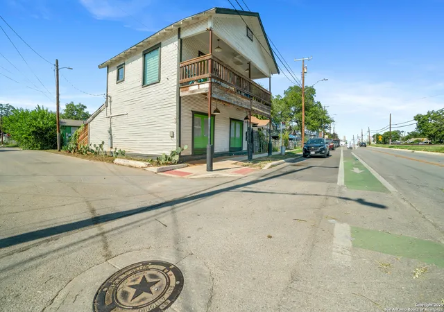 Photo 2 of Multi family home for sale at 333 Frio City, San Antonio, TX 78207 | MLS# 1920095 | Listing updated on 2025-11-14