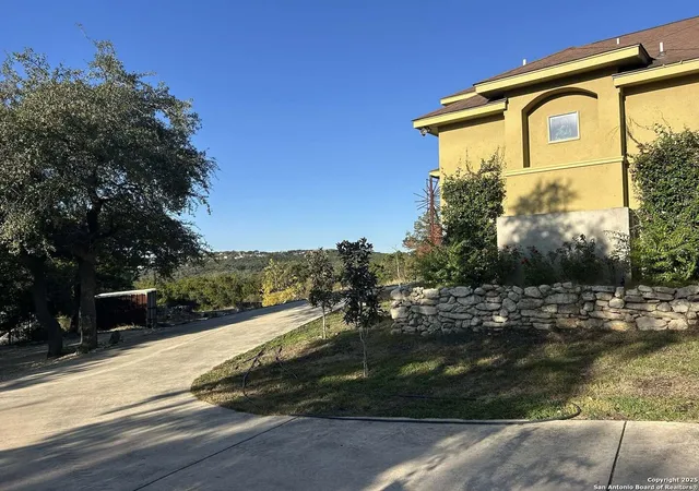 4th image of 17132 Bandera, Helotes, TX 78023 | MLS# 1920111