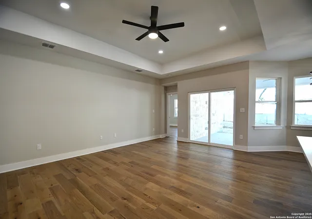 Photo 3 of Single family home for sale at 1806 Chateau Ln, Kerrville, TX 78028 | MLS# 1920135 | Listing updated on 2025-11-14