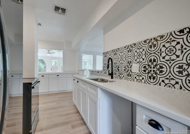 2nd image of 8903 Ridge Sky St, San Antonio, TX 78250 | MLS# 1920208