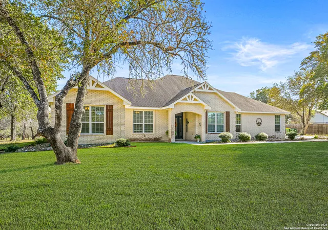 3rd image of 412 Cimarron, Floresville, TX 78114 | MLS# 1920212