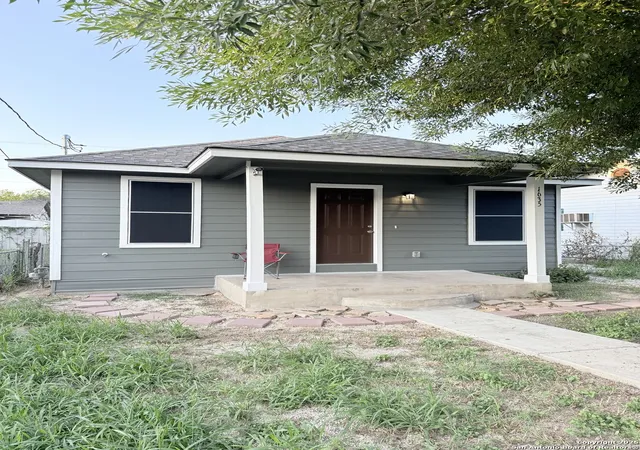 Photo 2 of Single family home for sale at 1635 Arbor, San Antonio, TX 78207 | MLS# 1920232 | Listing updated on 2026-02-19