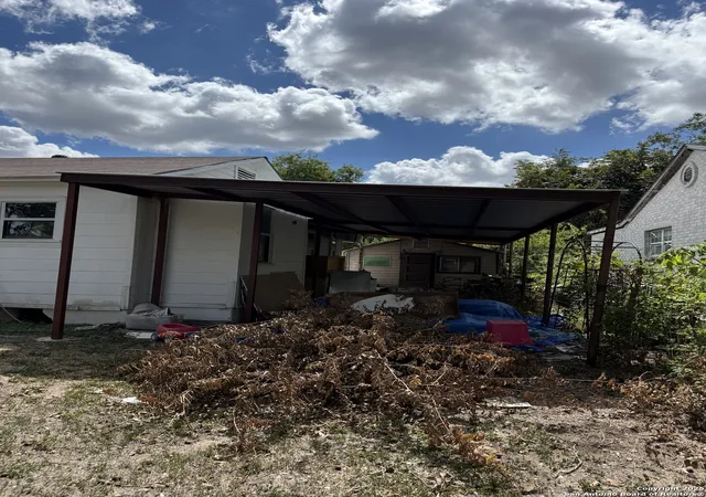 2nd image of 106 Barton, San Antonio, TX 78225 | MLS# 1920245