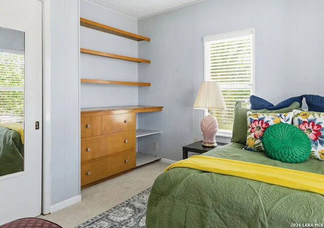 Photo 4 of Single family home for sale at 1117 Standish, Floresville, TX 78114 | MLS# 1920257 | Listing updated on 2026-10-10