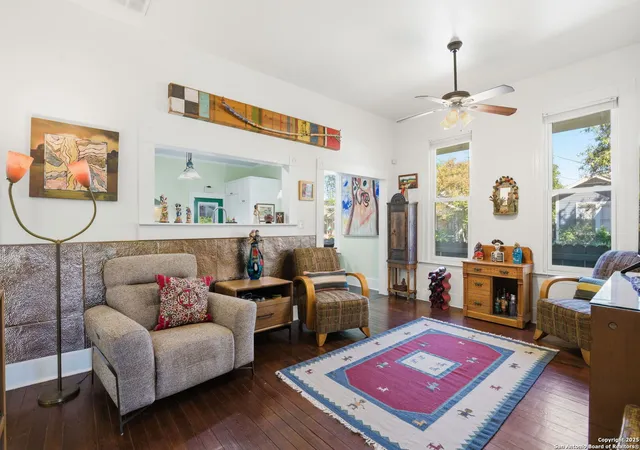 image of 125 Muth, San Antonio, TX 78208 | MLS# 1920286