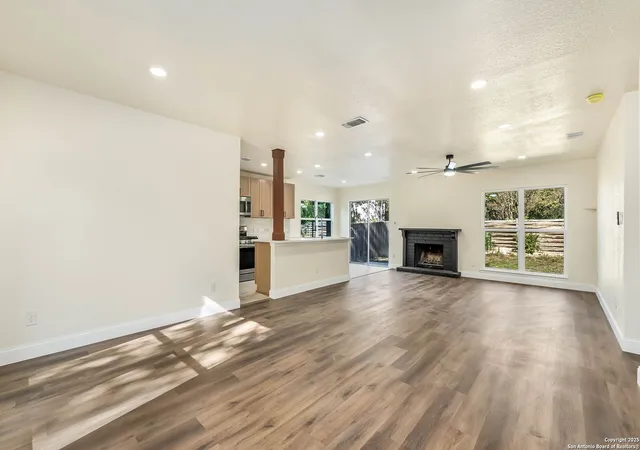 3rd image of 6335 Marrogot Run, San Antonio, TX 78233 | MLS# 1920309