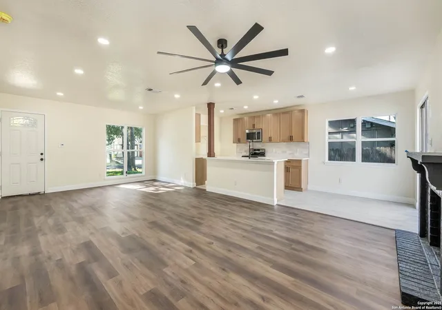 4th image of 6335 Marrogot Run, San Antonio, TX 78233 | MLS# 1920309