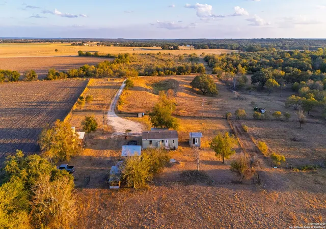 1st image of 645 Old Luling, Lockhart, TX 78644 | MLS# 1920341