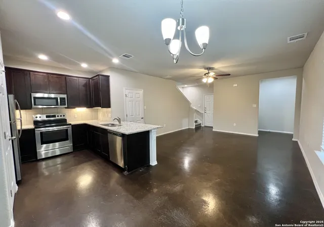 Photo 4 of House for sale at 1137/1139 Renee Way, Seguin, TX 78155 | MLS# 1920344 | Listing updated on 2026-01-30