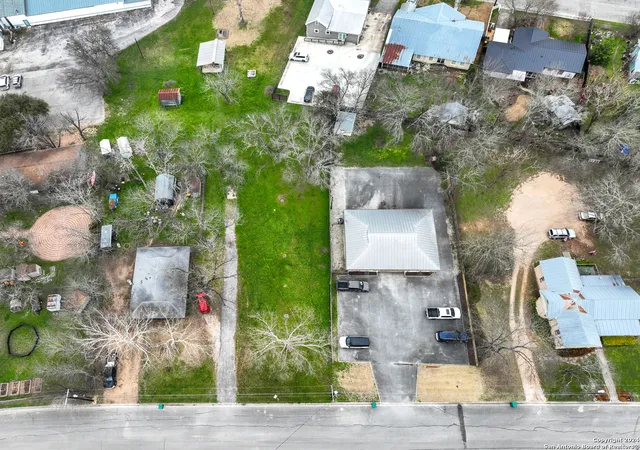 1st image of 115 Pecan St, Boerne, TX 78006 | MLS# 1920373