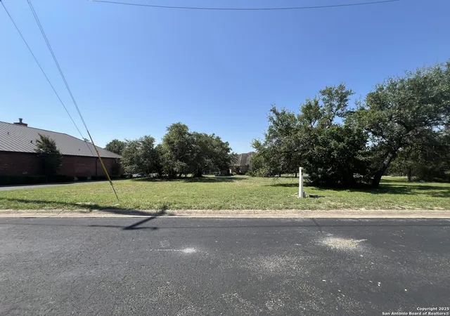 3rd image of 9 Hendon, San Antonio, TX 78257 | MLS# 1920478