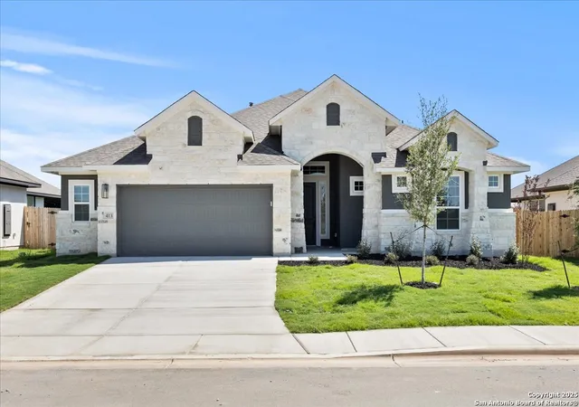 Homes for sale in Seguin, TX | 413 Canyon Live Oak, Seguin, TX 78155 | MLS# 1920488