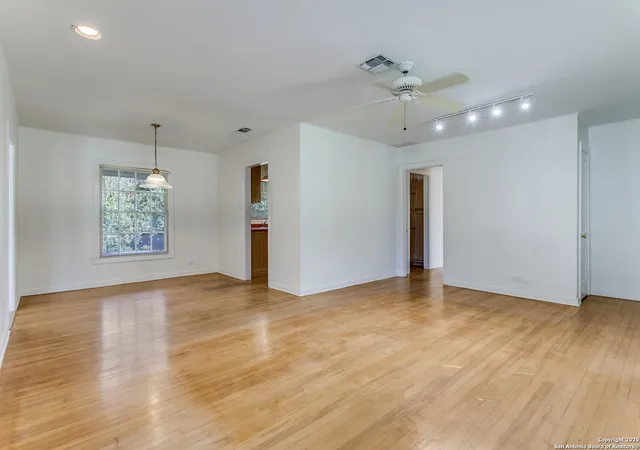 Photo 3 of Single family home for sale at 239 Brees, San Antonio, TX 78209 | MLS# 1920495 | Listing updated on 2026-03-03
