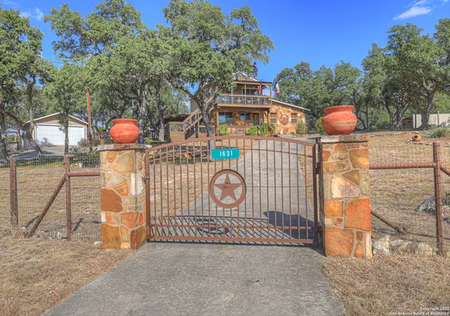 Photo 2 of Single family home for sale at 1631 Cattail, Canyon Lake, TX 78133 | MLS# 1920500 | Listing updated on 2025-11-15