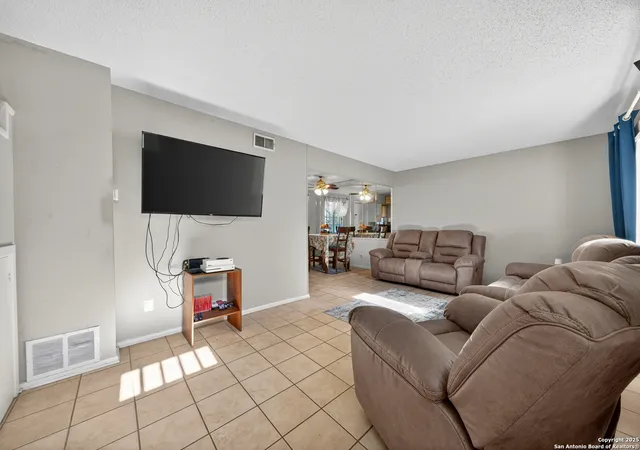 Photo 3 of Condo for sale at 129 E Silver Sands #129, San Antonio, TX 78216 | MLS# 1920503 | Listing updated on 2026-02-01