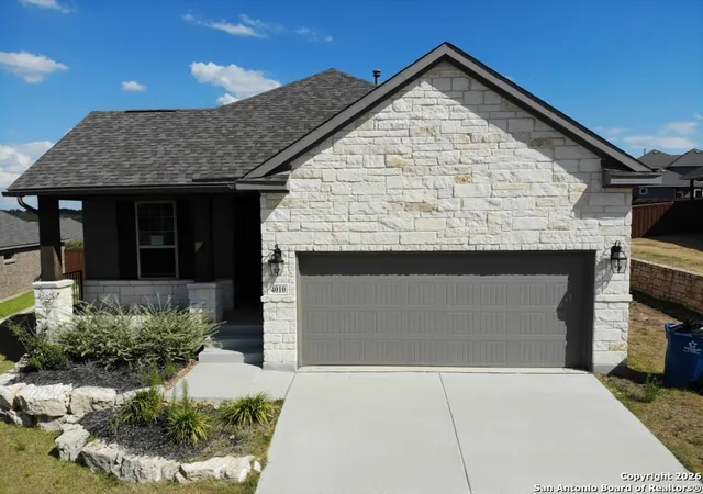 Photo 3 of Sale Pending at 4010 Arena Blanca, San Antonio, TX 78261 | MLS# 1920556 | Listing updated on 2026-02-17
