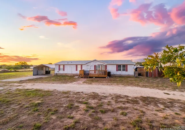 Photo 2 of Sale Pending at 3081 Cross Trl, San Antonio, TX 78264 | MLS# 1920610 | Listing updated on 2025-12-22