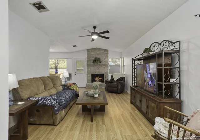 Photo 3 of Sale Pending at 4447 Brushy Hl, San Antonio, TX 78217 | MLS# 1920661 | Listing updated on 2025-12-28