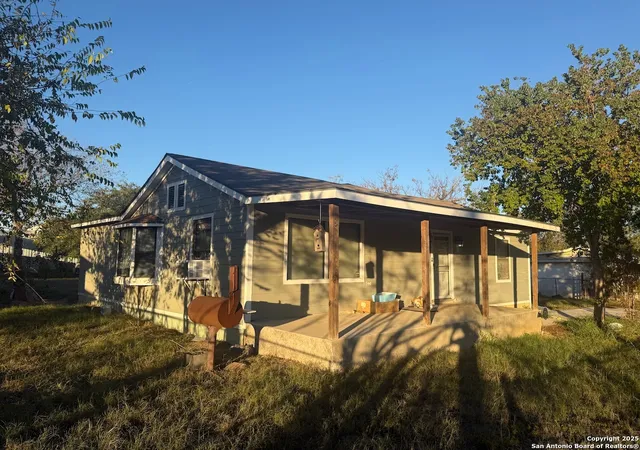 1st image of 620 Viewpoint, Poteet, TX 78065 | MLS# 1920672