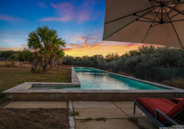 Photo 3 of House for sale at 514 County Road 669, Devine, TX 78016 | MLS# 1920733 | Listing updated on 2026-04-22