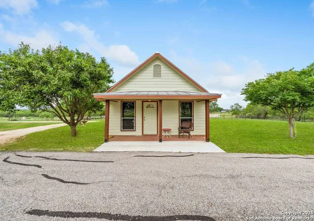 Homes for sale in St. Hedwig, TX | 14830 Fm 1346, St. Hedwig, TX 78152 | MLS# 1920741