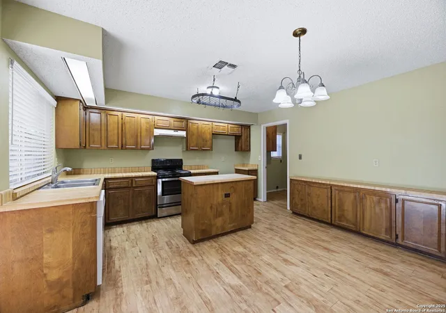 Photo 4 of Sale Pending at 13814 Brook Holw, San Antonio, TX 78232 | MLS# 1920756 | Listing updated on 2026-02-22