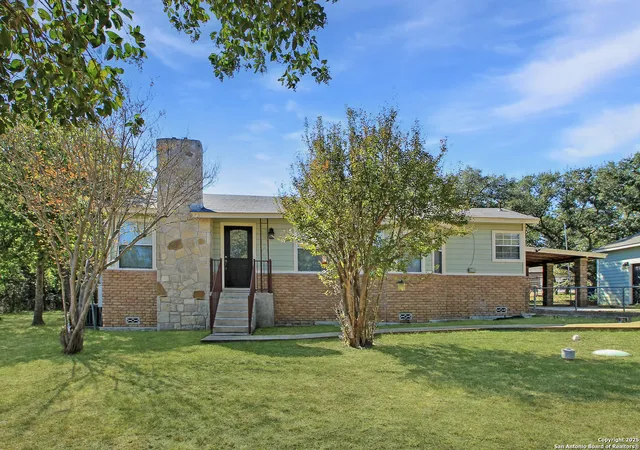 Photo 1 of Sale Pending at 1102 Mendelin, San Antonio, TX 78260 | MLS# 1920768 | Listing updated on 2026-01-14