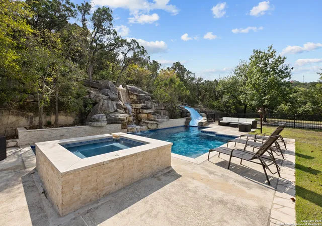5th image of 10924 Reyes Canyons, Helotes, TX 78023 | MLS# 1920788