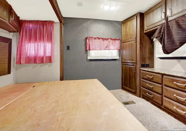 22nd image of 848 Avenue J, Lakehills, TX 78063 | MLS# 1920812