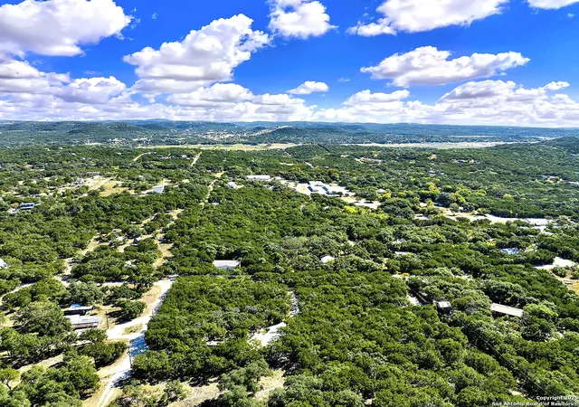 5th image of 848 Avenue J, Lakehills, TX 78063 | MLS# 1920812