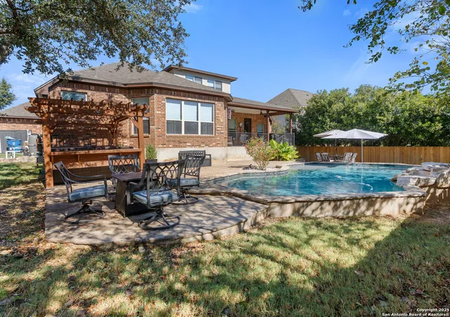 Photo 4 of Single family home for sale at 918 Olivia View, San Antonio, TX 78260 | MLS# 1920844 | Listing updated on 2025-12-13