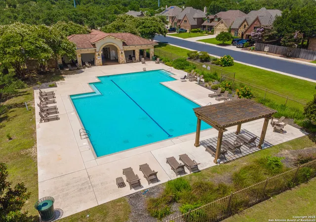 Photo 3 of Sale Pending at 2506 Cielo Trce, San Antonio, TX 78261 | MLS# 1920920 | Listing updated on 2025-12-20
