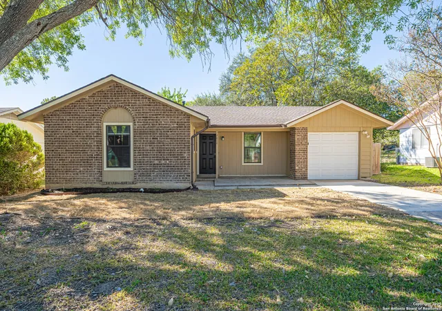 Homes for sale in Live Oak, TX | 7814 Oak Forest, Live Oak, TX 78233 | MLS# 1920937