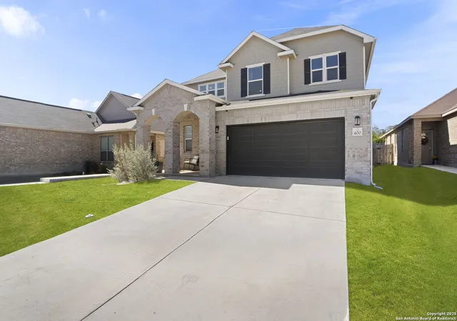 Photo 3 of Sale Pending at 400 Sambar Bay, Boerne, TX 78006 | MLS# 1920941 | Listing updated on 2025-11-28