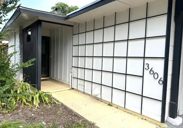 Photo 2 of Single family home for sale at 3606 Versailles, San Antonio, TX 78219 | MLS# 1920946 | Listing updated on 2026-07-04