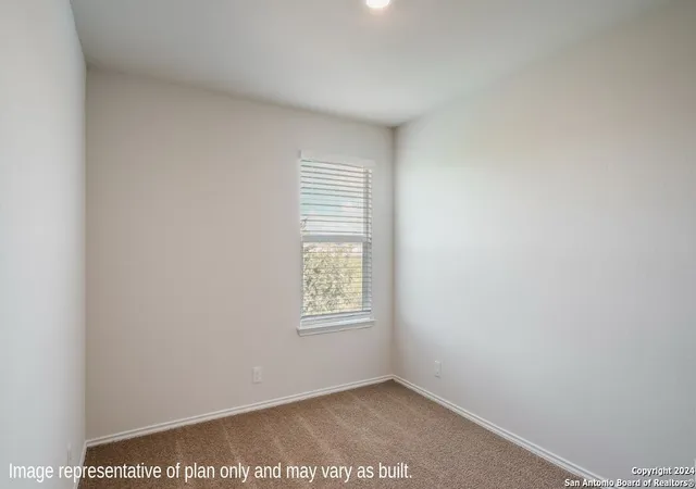 Photo 3 of Sale Pending at 107 Western Gull Dr, San Antonio, TX 78228 | MLS# 1920971 | Listing updated on 2025-12-29