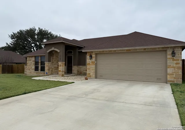 Photo 3 of Sale Pending at 1745 Crookedcreek, Pleasanton, TX 78064 | MLS# 1921012 | Listing updated on 2026-02-09