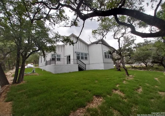 Photo 2 of Single family home for sale at 1064 Overbrook, Spring Branch, TX 78070 | MLS# 1921037 | Listing updated on 2025-11-17